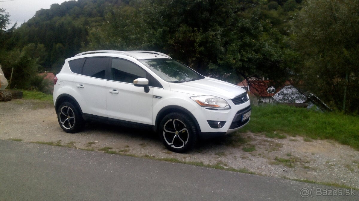 Ford Kuga 2.0 TDCI 4x4 100kw, ťažné