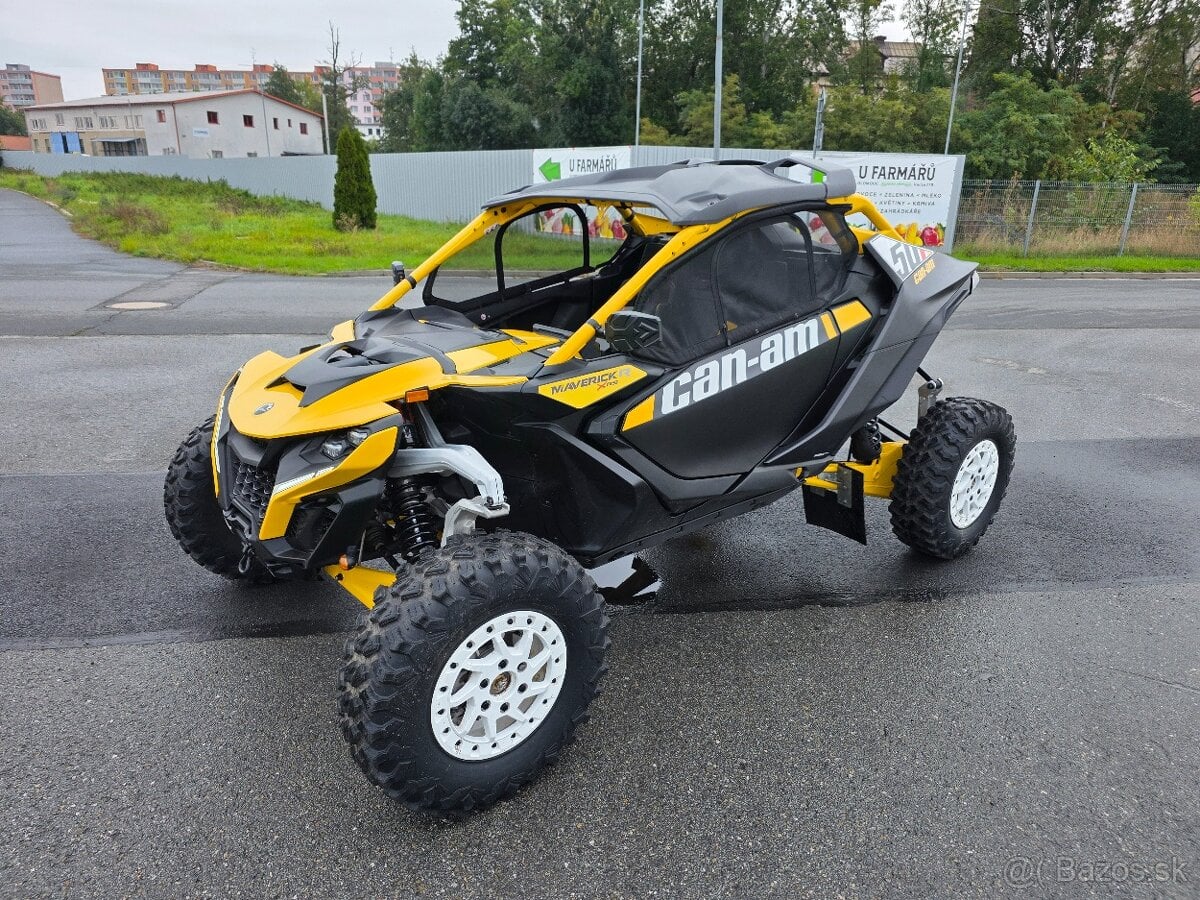 PRODÁM CAN-AM MAVERICK R 2024 1200