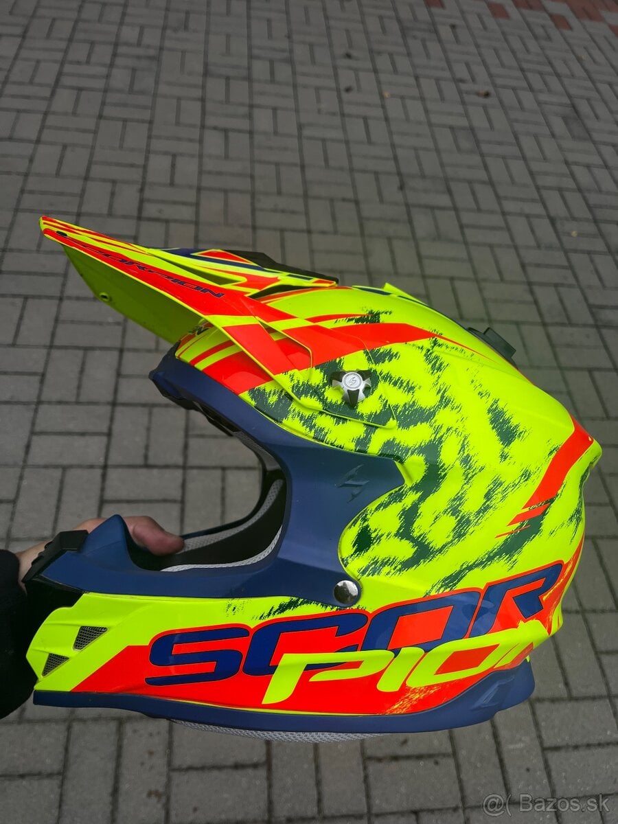 Prilba Scorpion VX-15EVO AIR