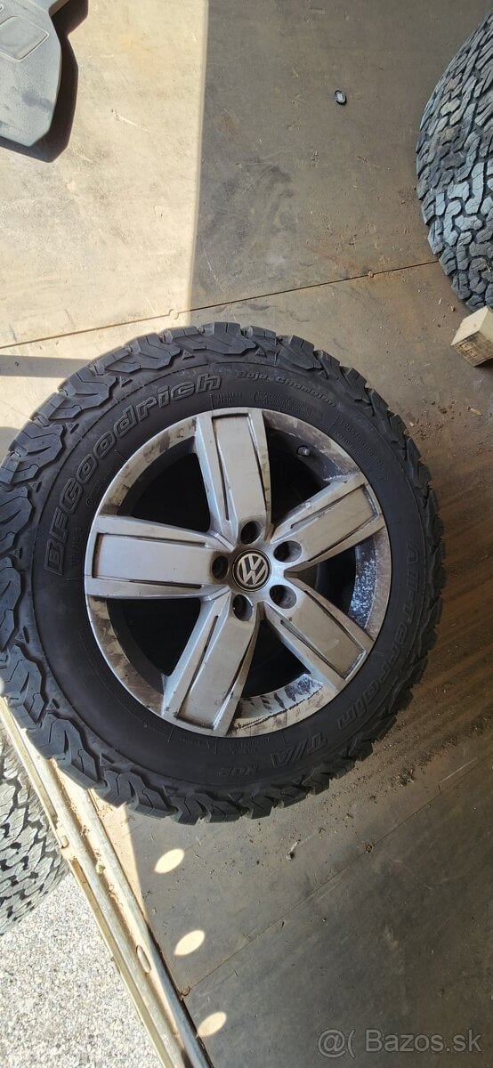 All terrain obutie VW Amarok