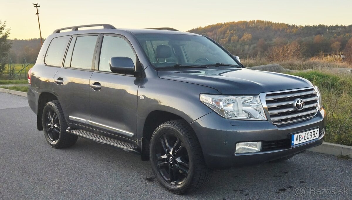 2009 Landcruiser lc 200, 4.5 V8 diesel,perfektný stav