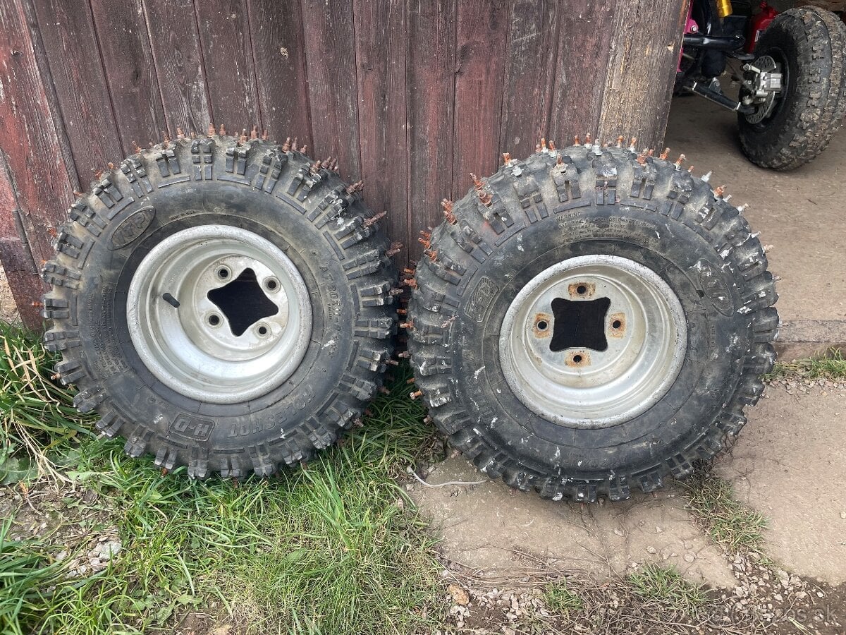 Hroty pneumatiky 20x11 r9