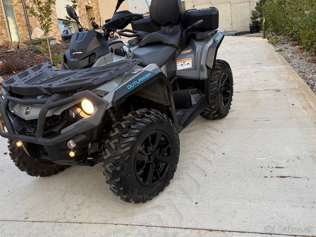 CANAM OUTLANDER 1000 DPS ,930KM rok vyroby 5/2021