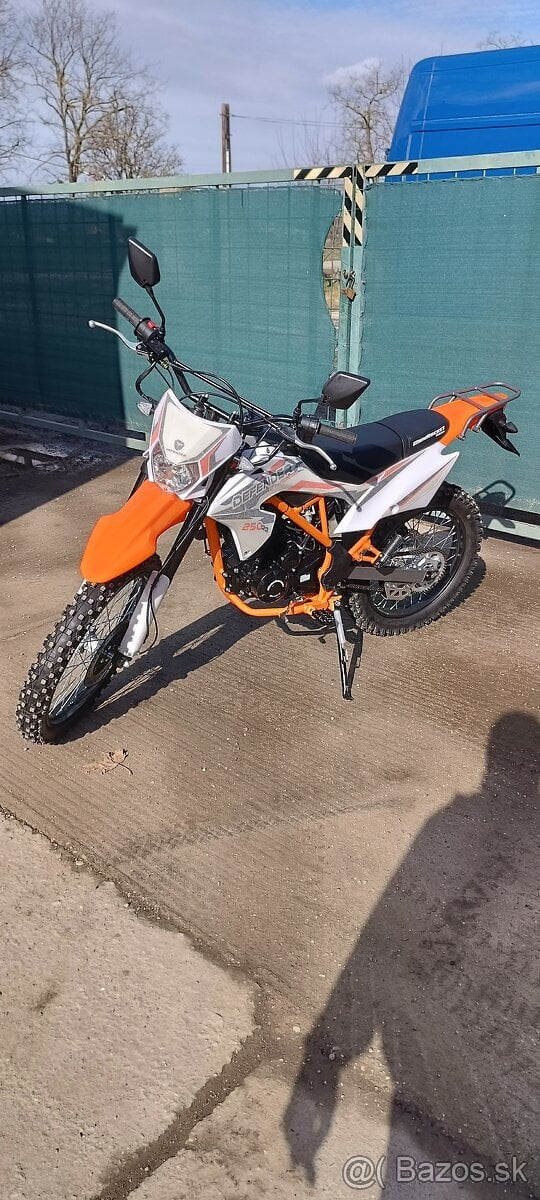 Cross Enduro Mikilon Defender 150RR 19/16