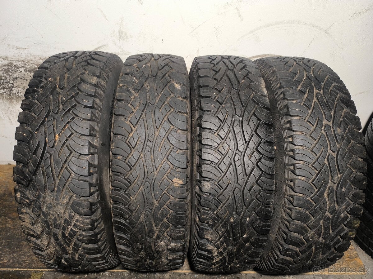 235/85 R16C Celoročné Offroad pneumatiky Continental 4 kusy