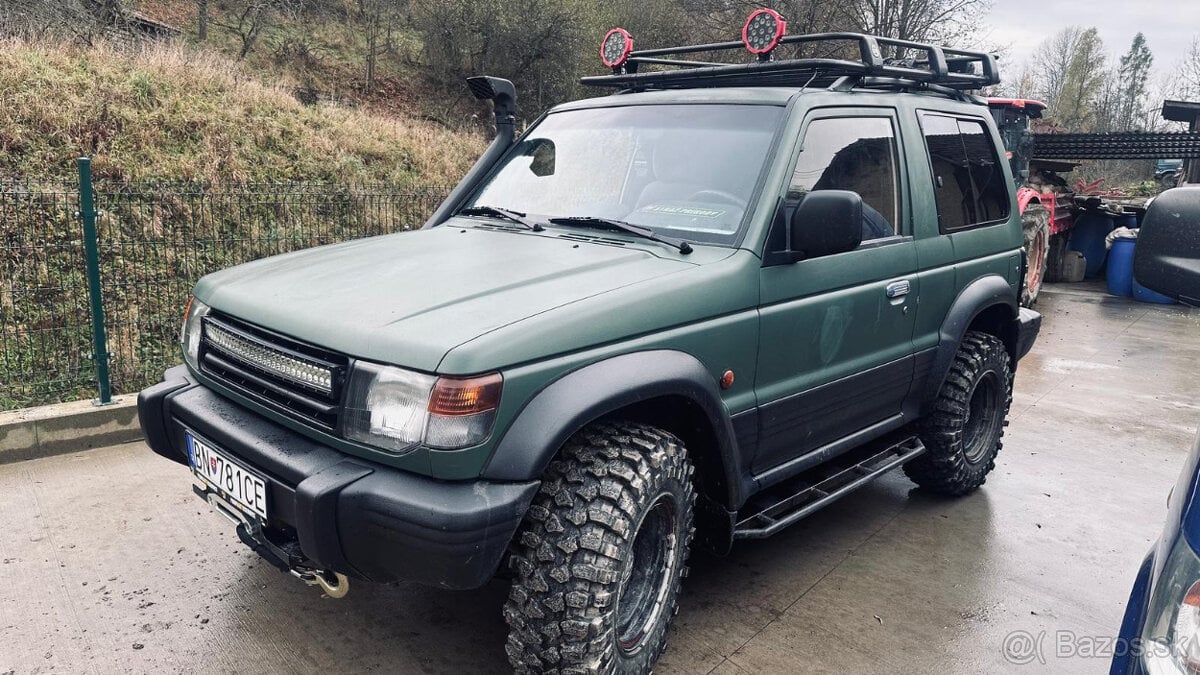 mitsubishi pajero