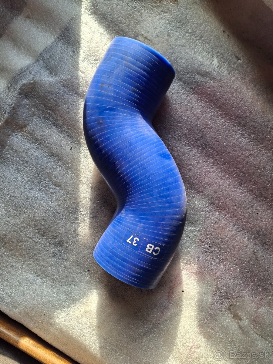 Land rover hadica intercoolera td5