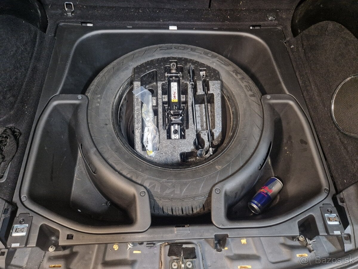 Rezerva + príslušenstvo Jeep Grand Cherokee WK2