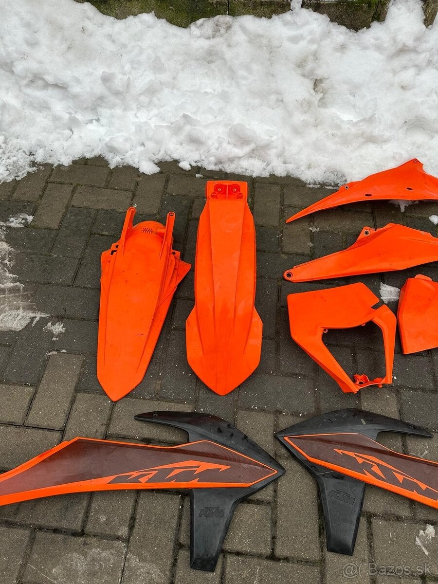 Sada originálnych plastov KTM EXC