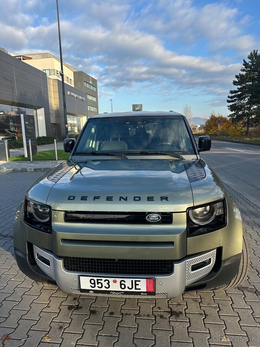 Land Rover Defender