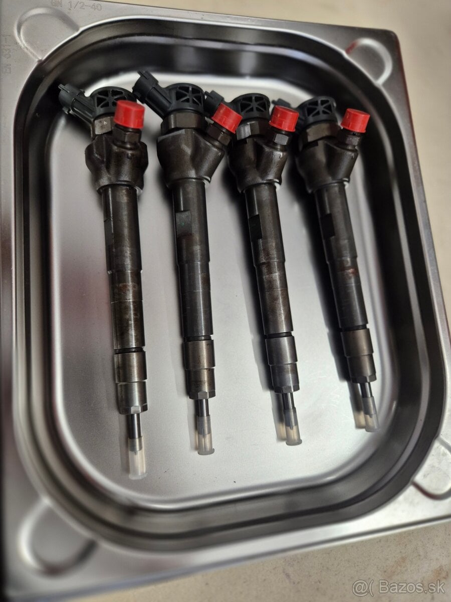 Vstrekovač G4D3-9K546-AA 204dtd