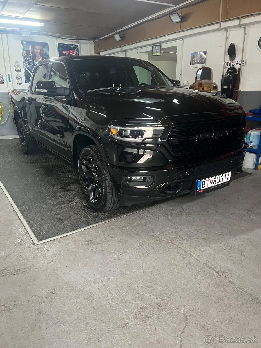 RAM 5.7 V8 Hemi LIMITED NIGHT EDITION Kupované na SK TODOS