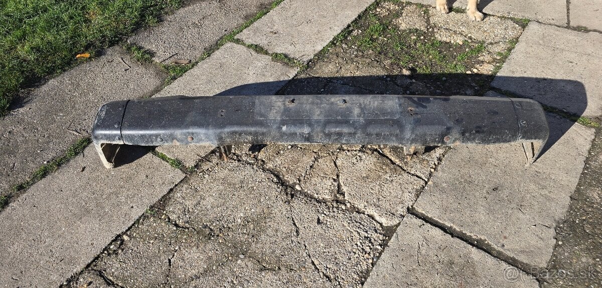 Predný nárazník Nissan Patrol Y60