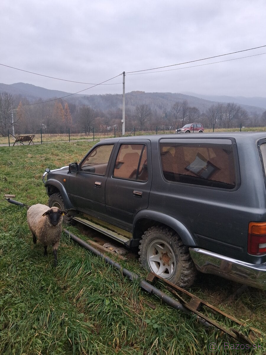 hilux terene vozidlo 4x4