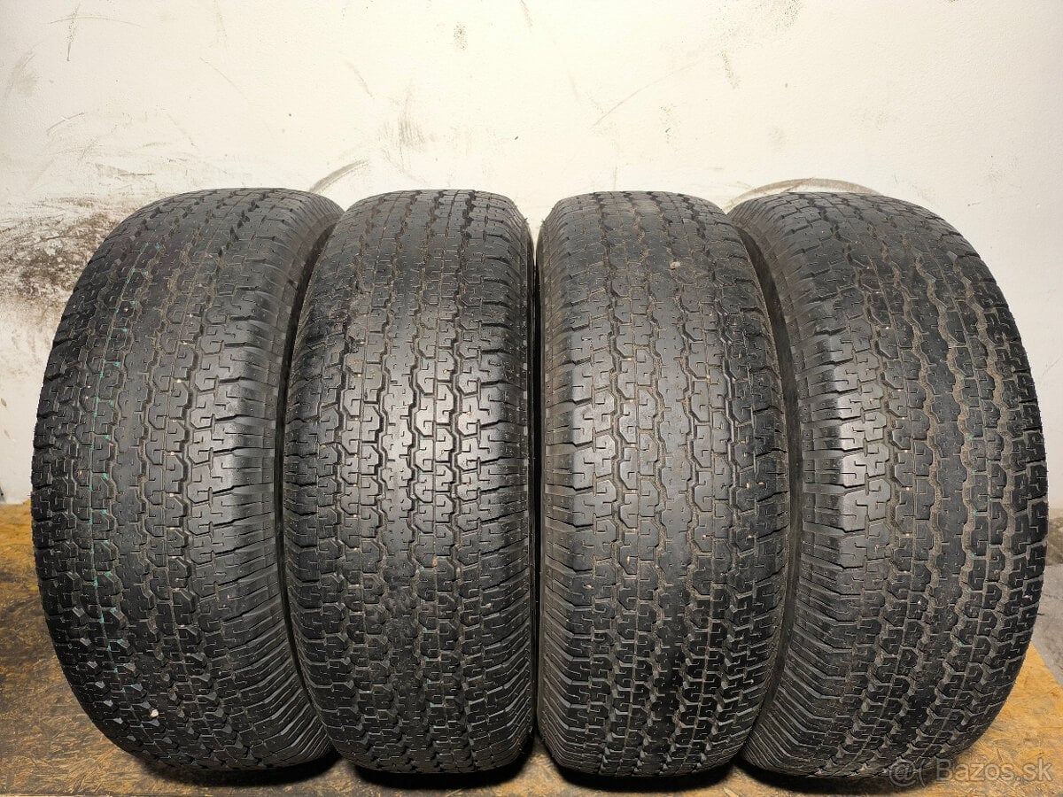 265/70 R16 Offroad celoročné pneumatiky Bridgestone 4 kusy