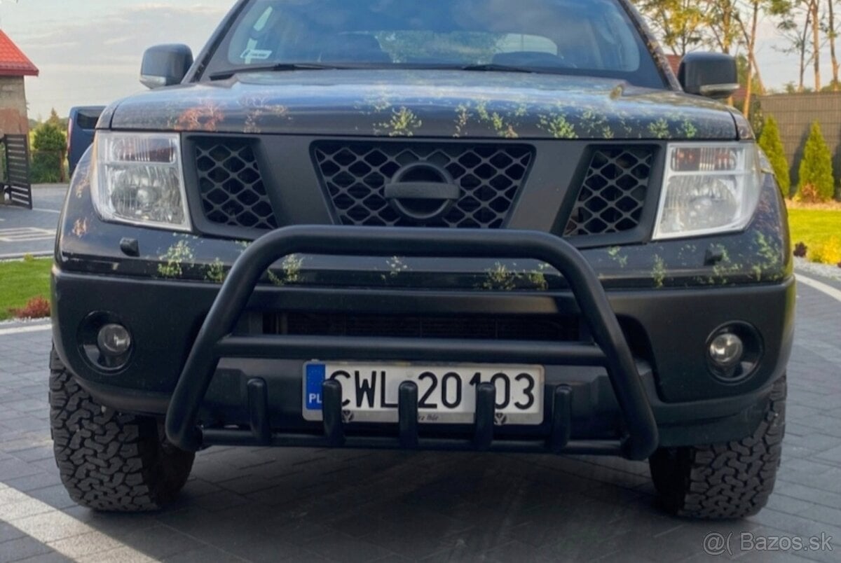 Ochranný predný rám Nissan Navara D40