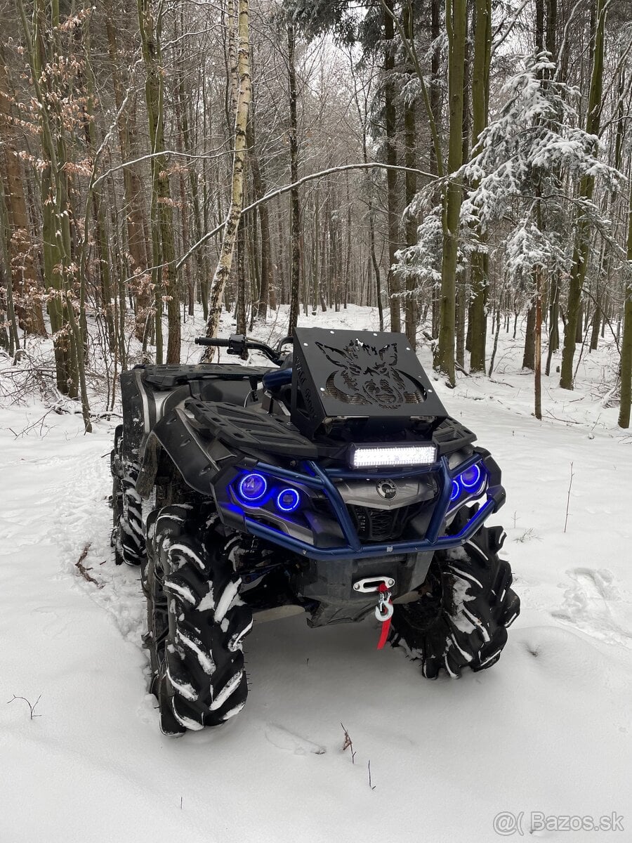 Can-Am Outlander 1000
