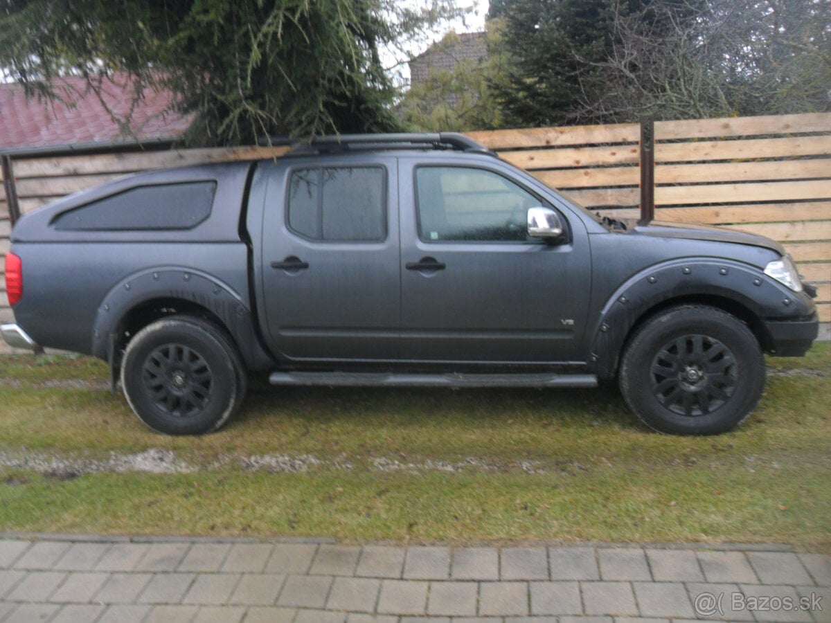 Predam Nissan Navara D40 - vada motora.