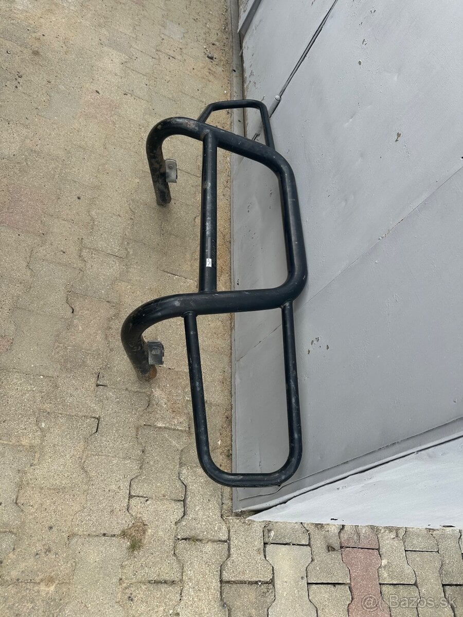 lada niva 4x4 predny ram original