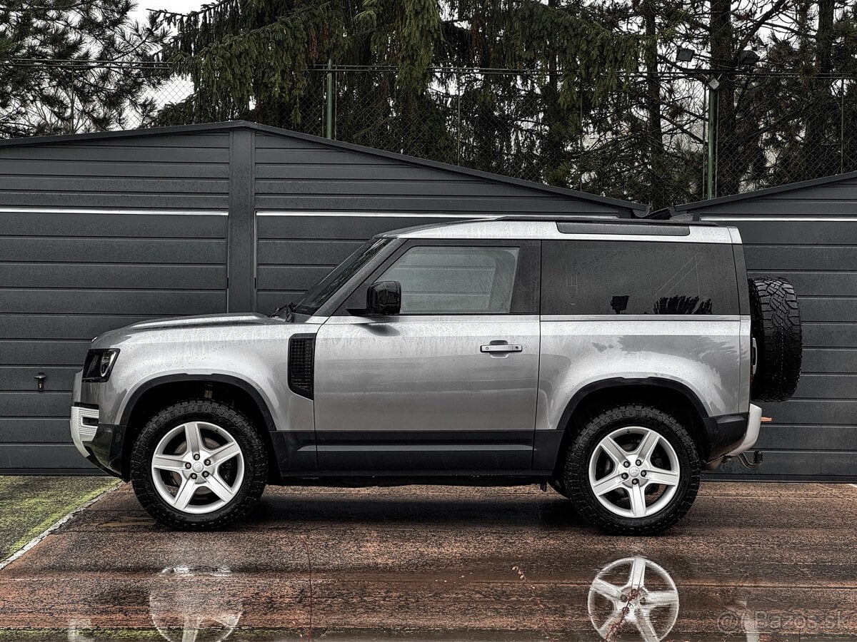 Land Rover Defender 90 3.0L Diesel