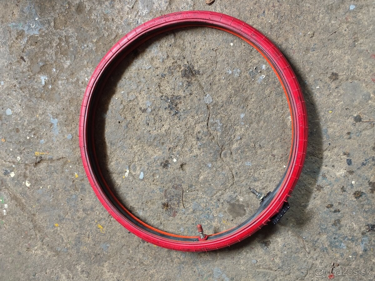 Pneu. 18,21 a 18 tubliss