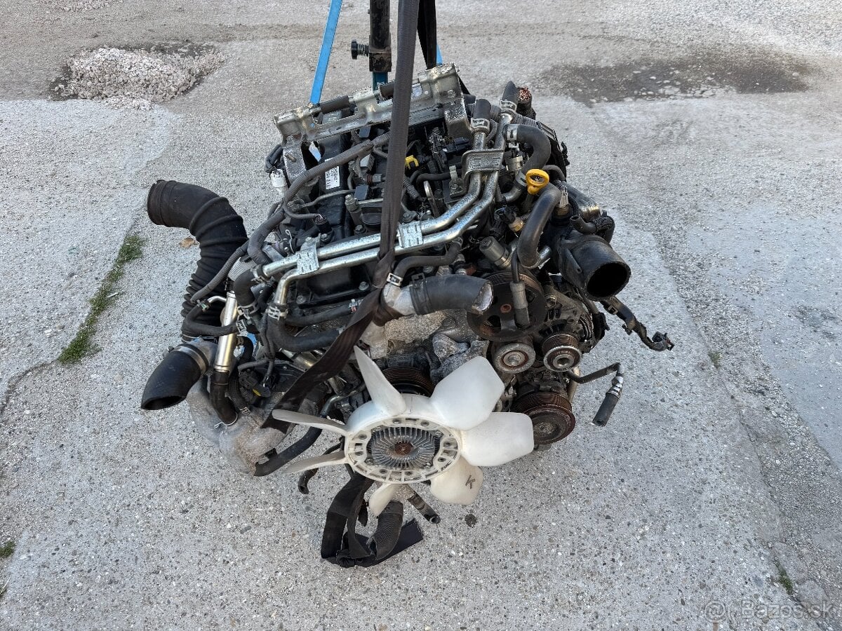 -----TOYOTA LAND CRUISER 150 PRADO 2.8 D-4D-----