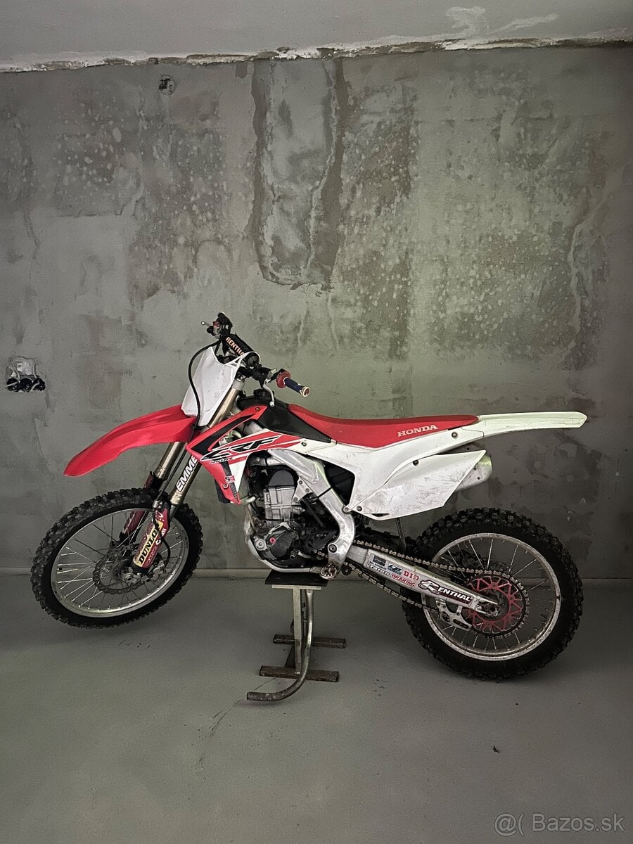 Honda CRF 450 2016 - 94MTH od nová