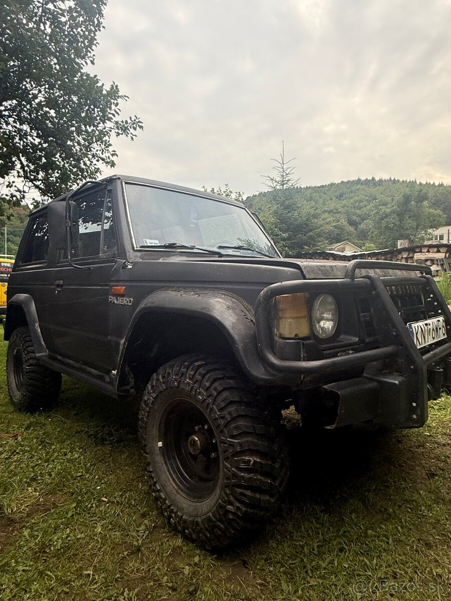 Mitsubishi Pajero 1