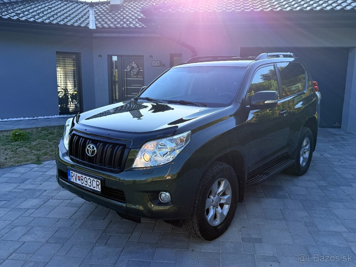 Toyota Land Cruiser 3.0 D-4D