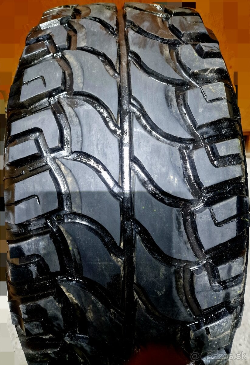 35x12.50 R20 LT
