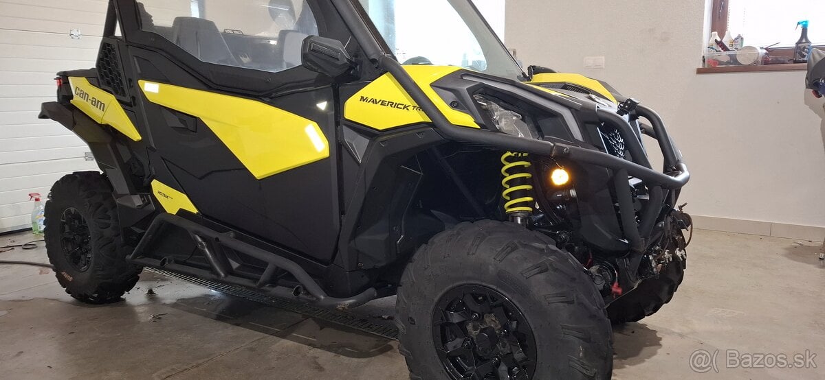 Can am maverick trial 800