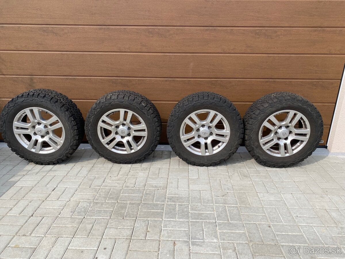 Disky + Pneu Toyota Land cruiser / Hilux