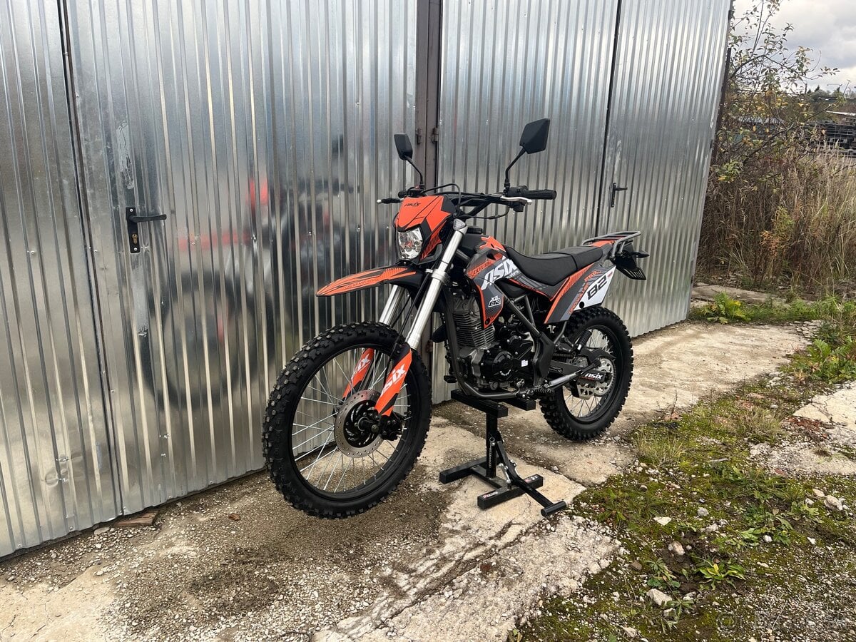 cesne enduro Asix defender 250cm3 2026 model
