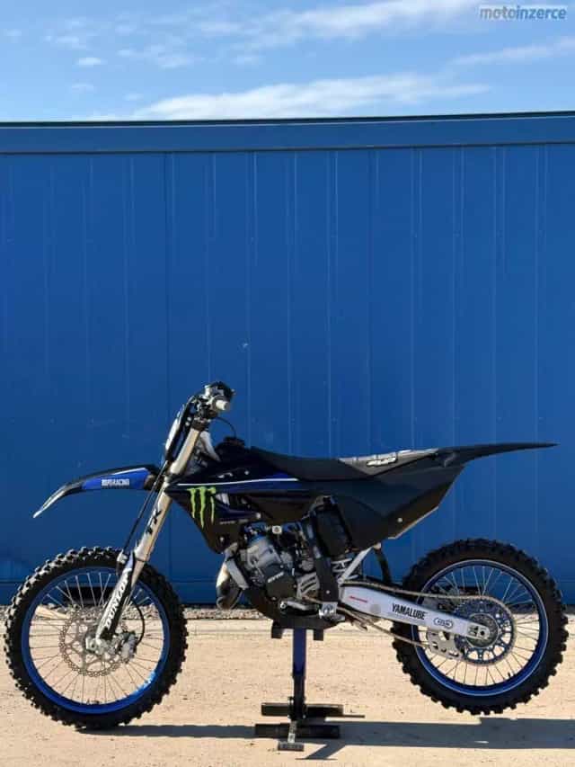 Yamaha YZ 125