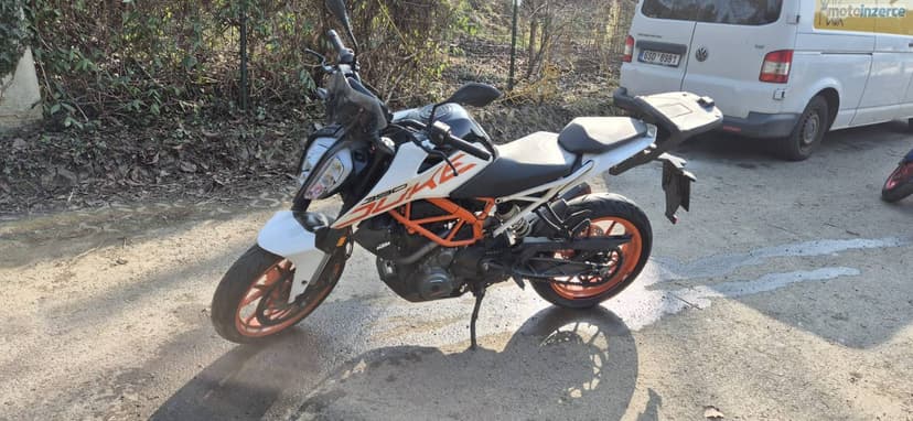 KTM 390 Duke