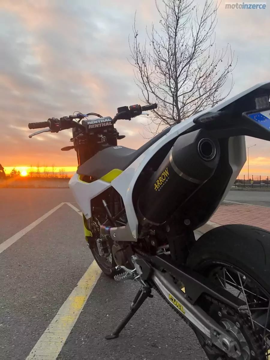 Husqvarna 701 Supermoto