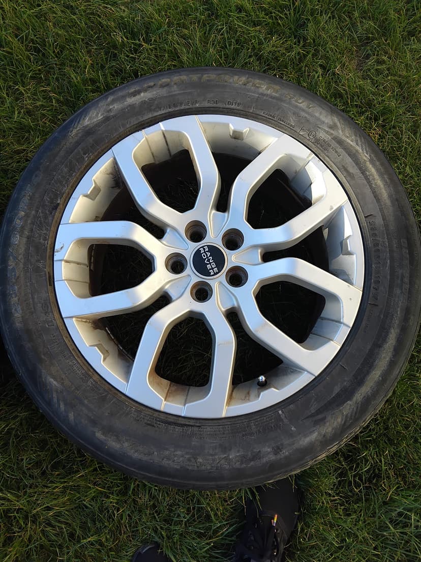 Disky s 18 s letnými pneumatikami Land Rover Freelander 2