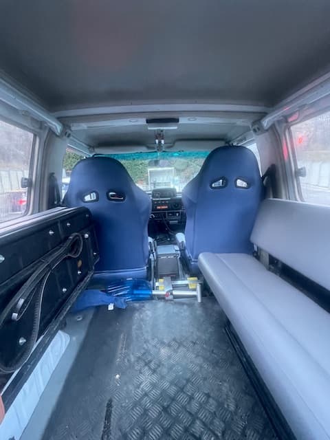 Toyota Land Cruiser HZJ73 4.2 TD - Dual Configuration (Road & Expedition)