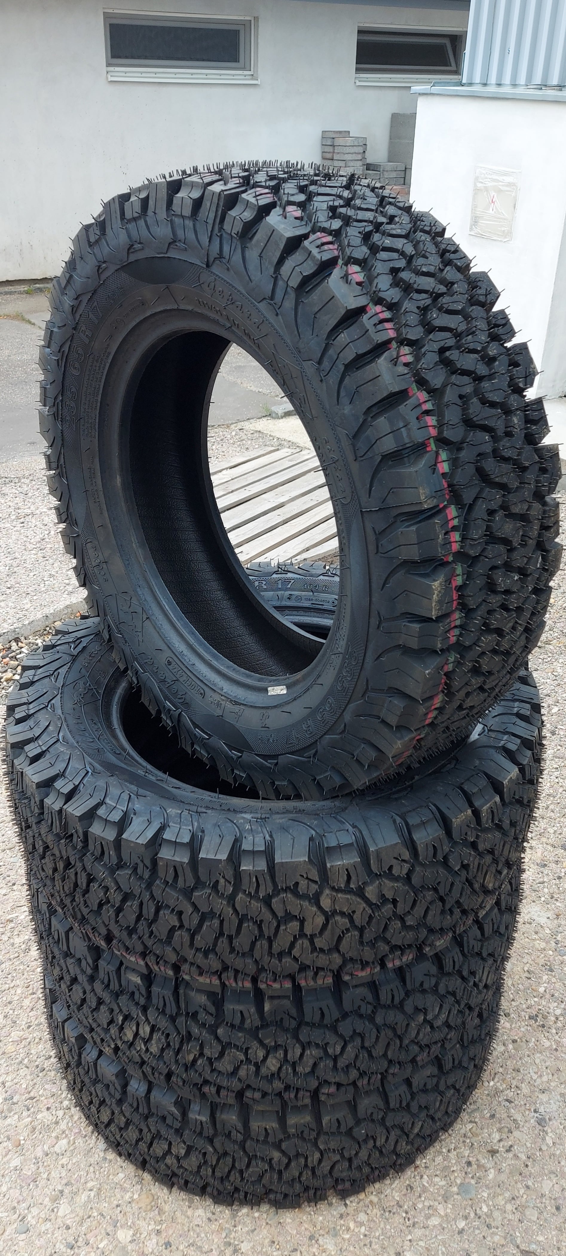 PNEUMATIKY (PROT.)GEYER&HOSAJA ROCK 235/65R17