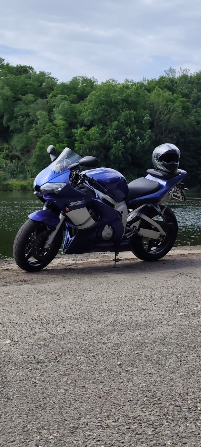 Yamaha yzf R6