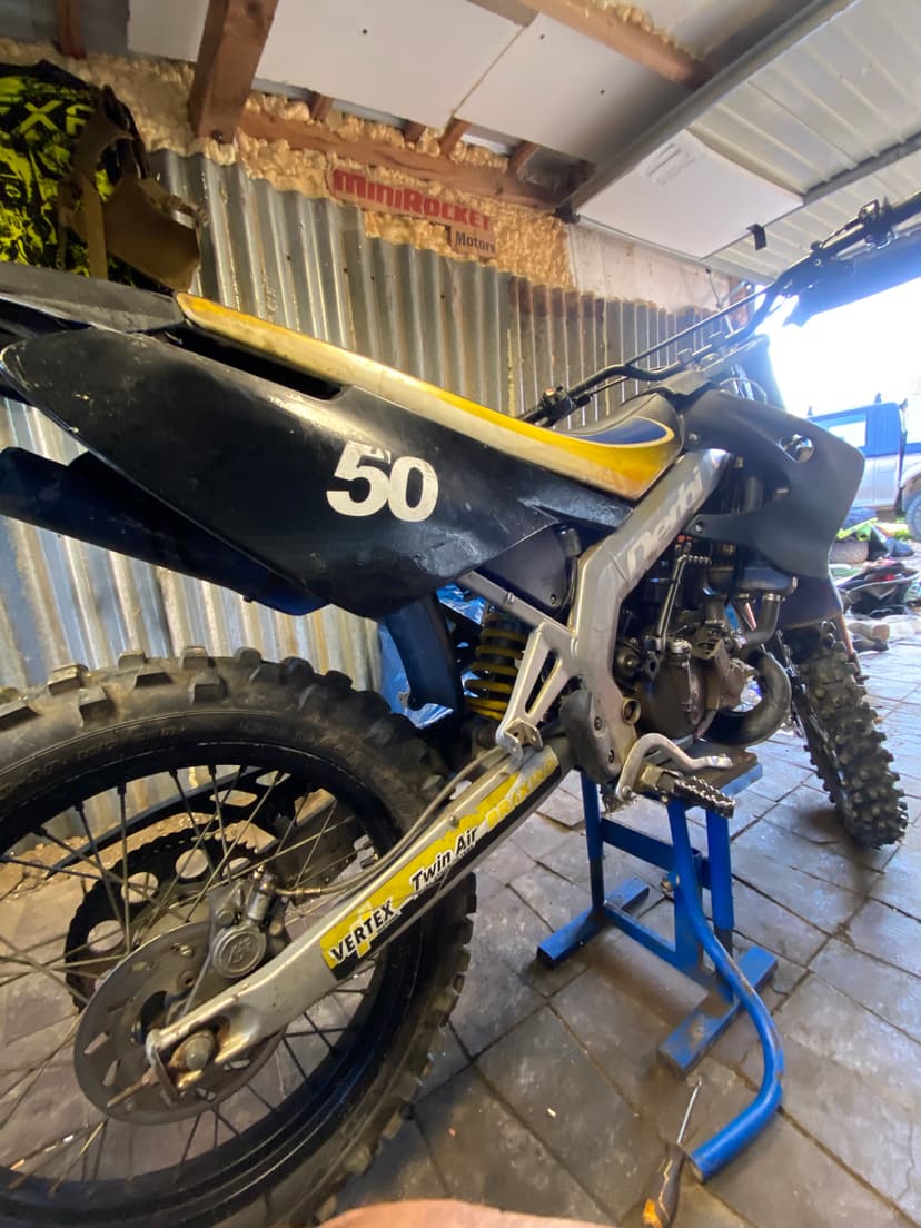 Derbi senda
