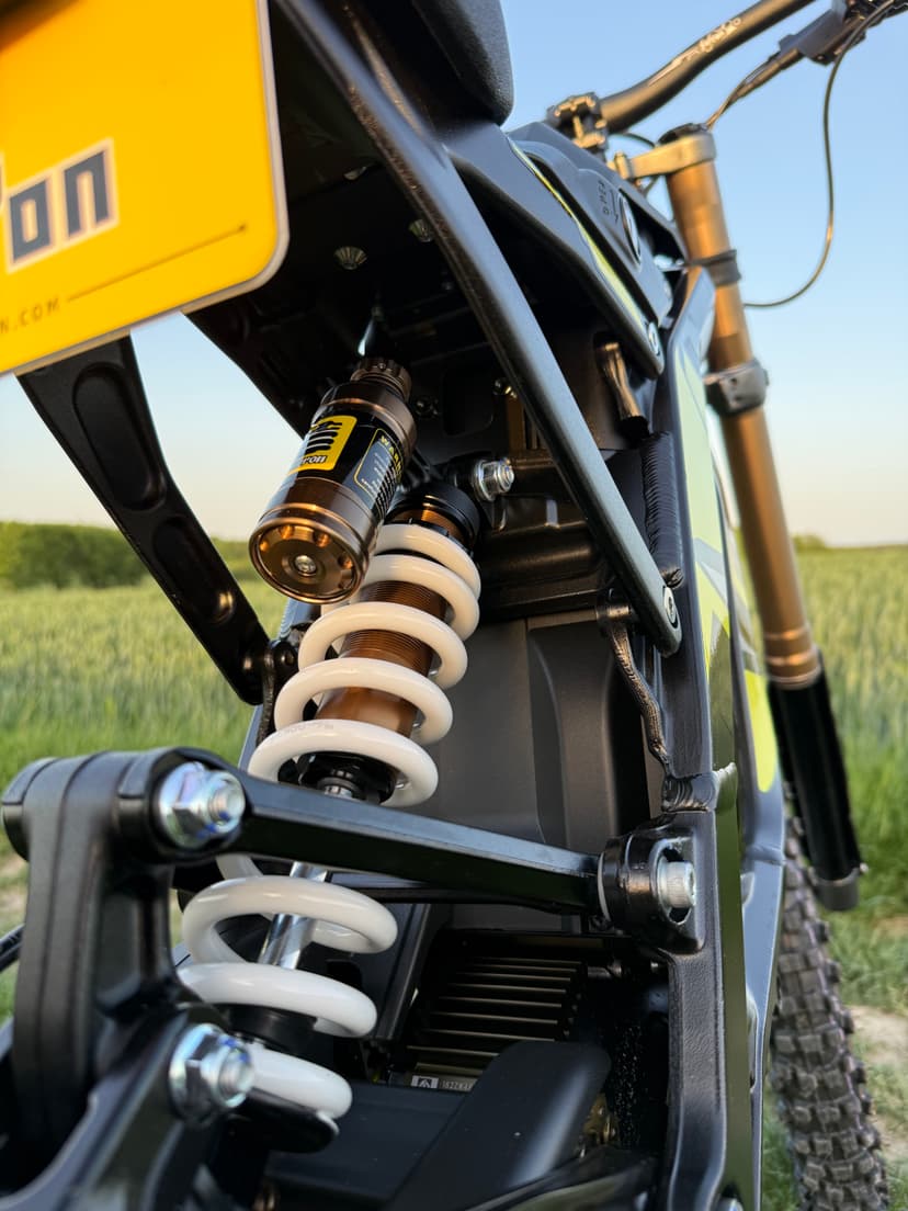 Surron Light bee x 2025