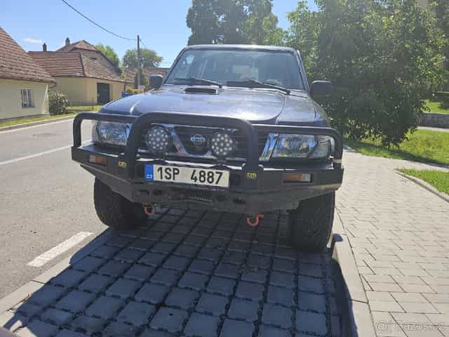 Nissan Patrol Y61 2.8