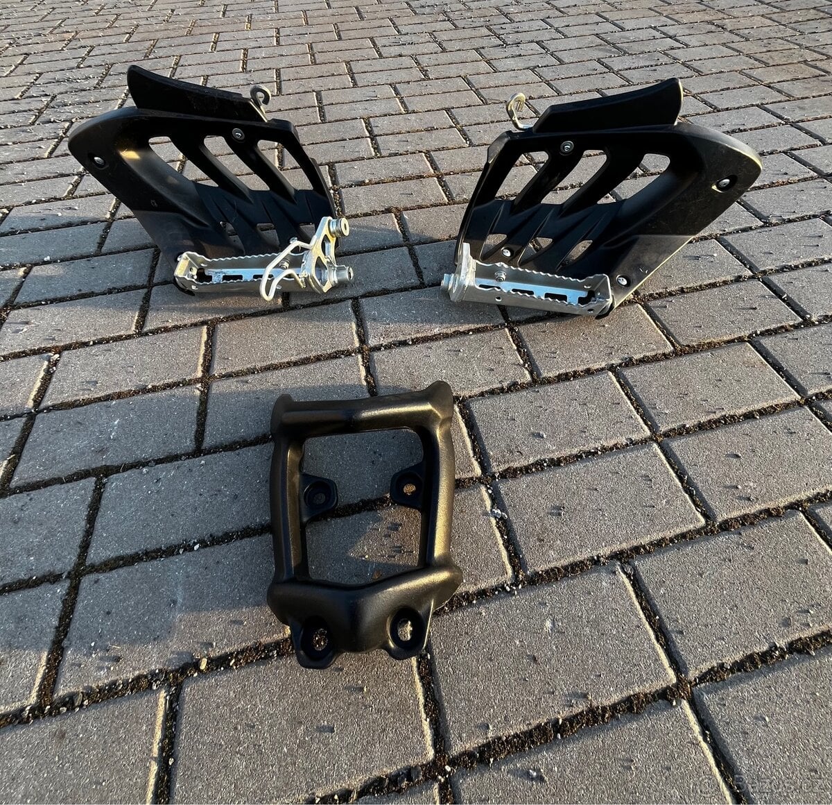 Originální nášlapy / stupačky Yamaha Raptor 700