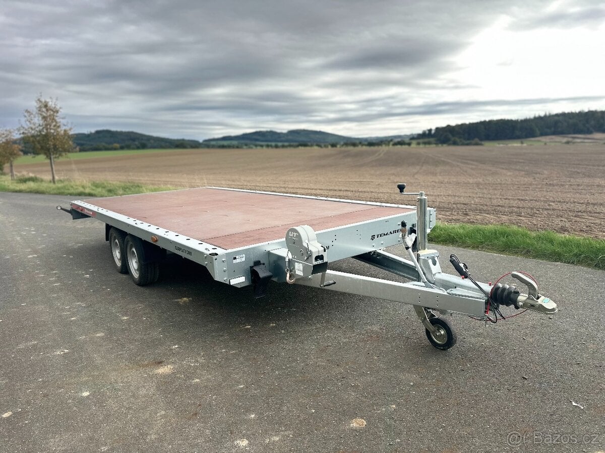 Přívěsný vozík Tema