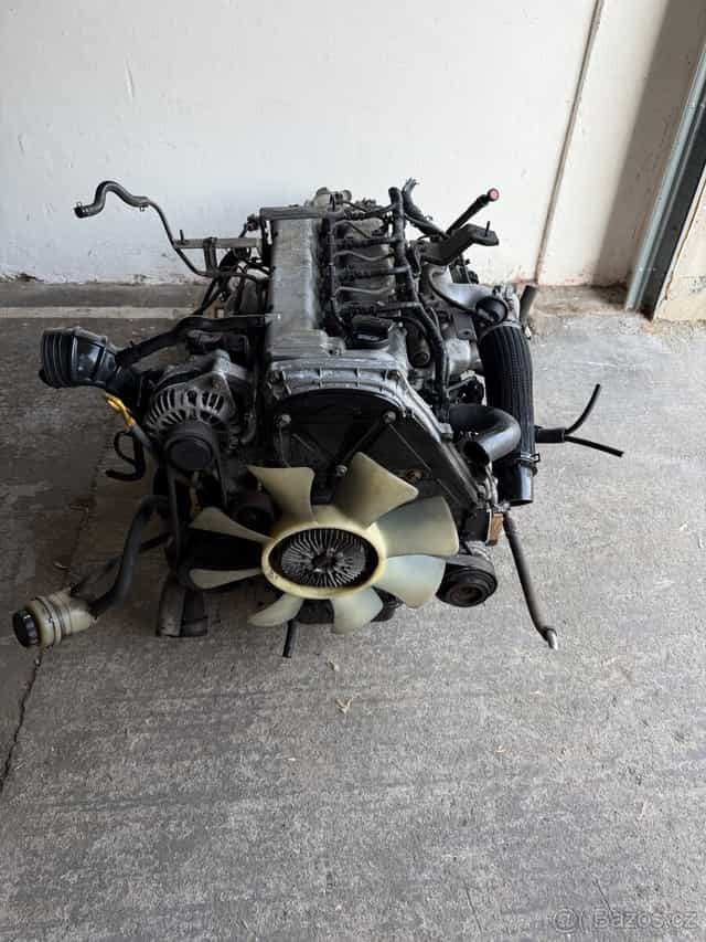 Kia Sorento 2.5 CRDi 103 kW – kompletní motor + převodovka (