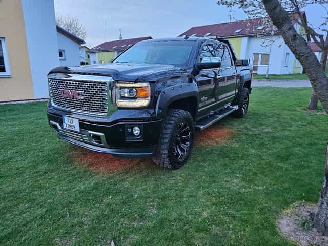 GMC Sierra, GMC Sierra 1500 DENALI