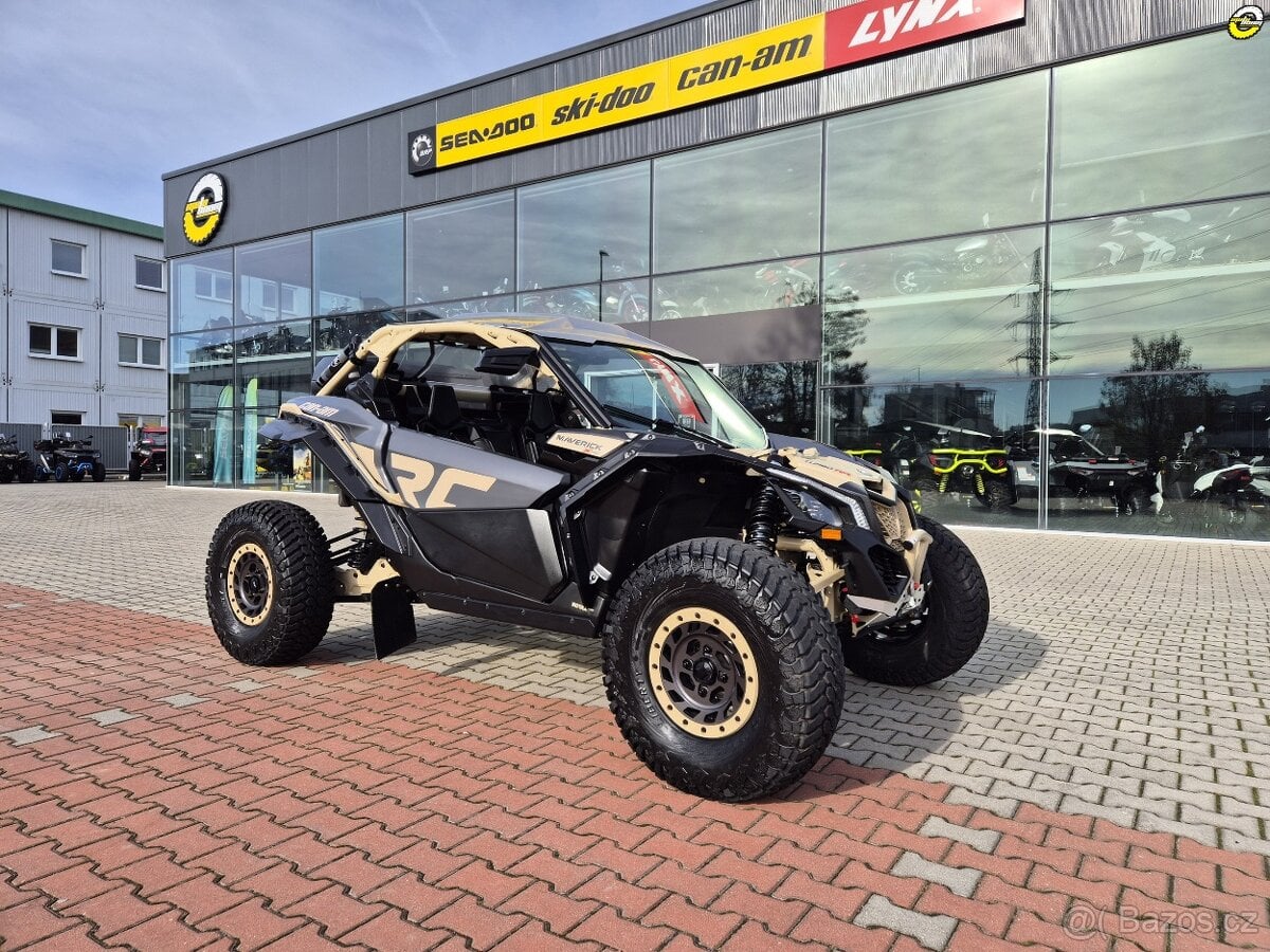 CAN-AM Maverick X3 X RC Turbo RR