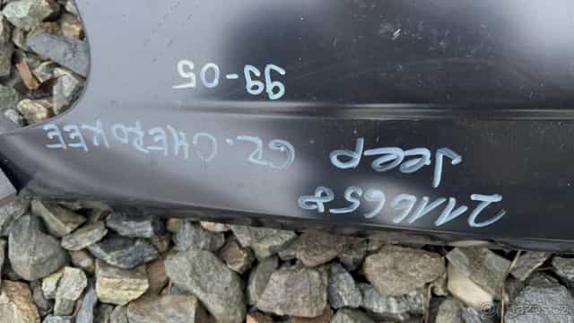 Blatník Jeep Grand Cherokee WJ