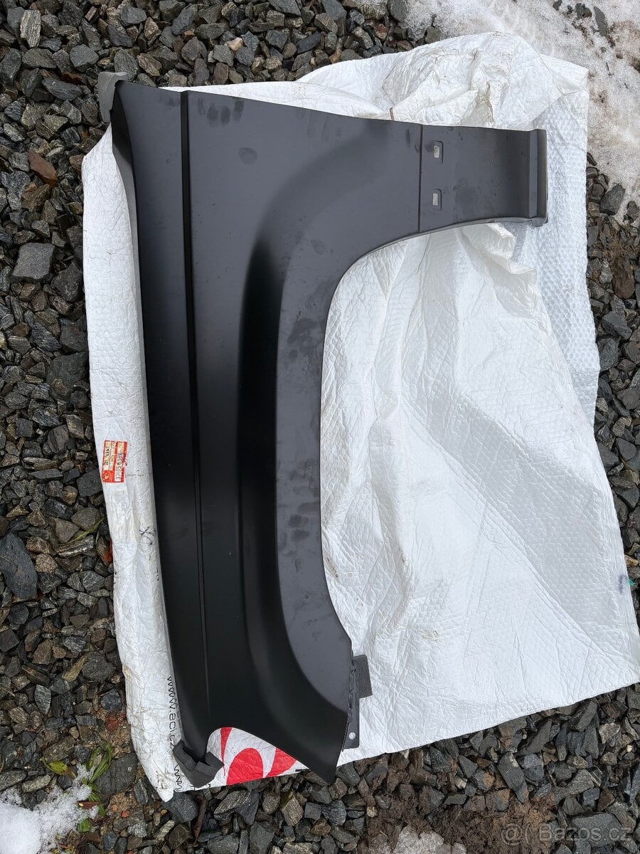 Blatník Jeep Grand Cherokee